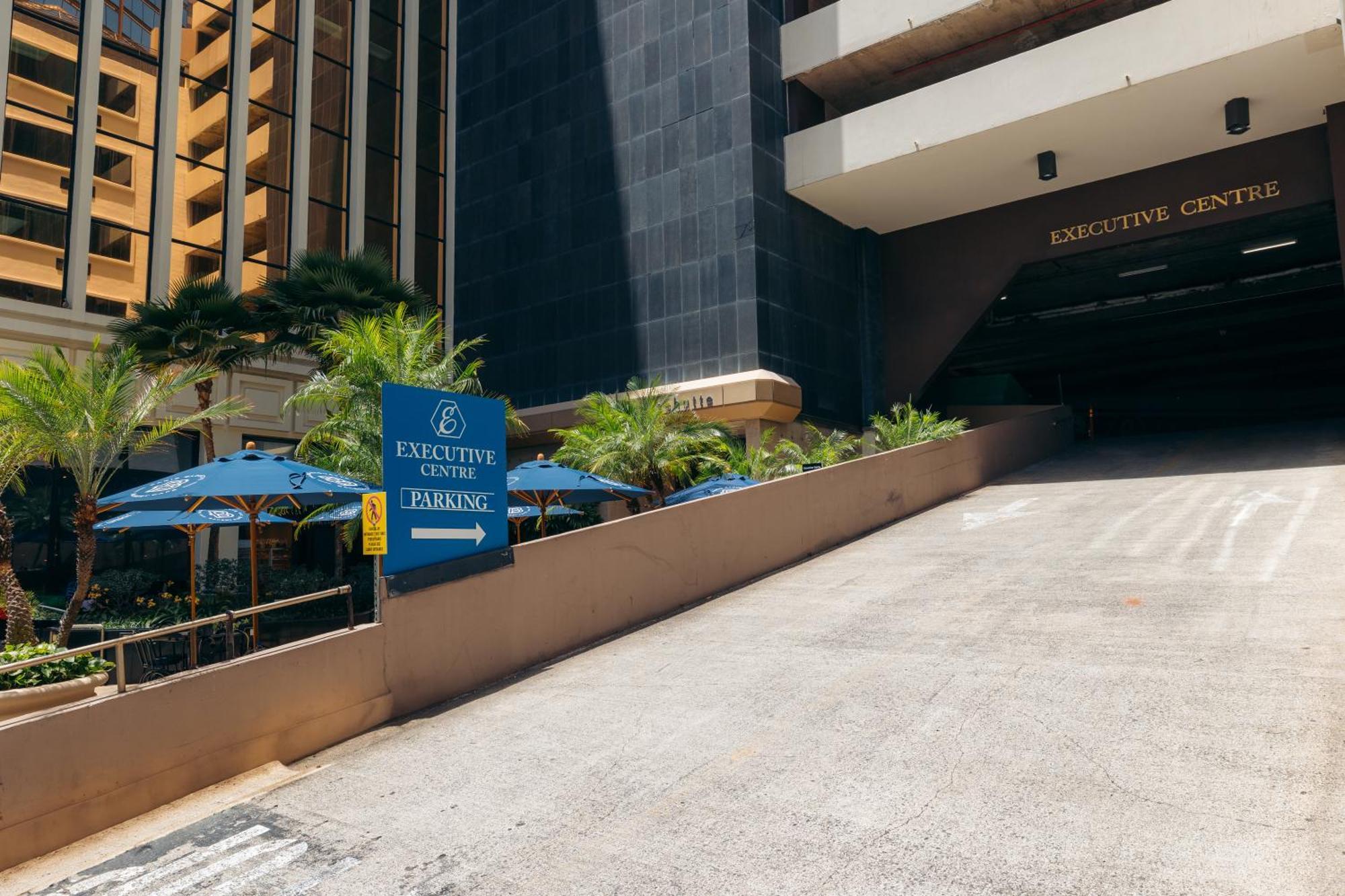 Bishop Suites At Executive Centre Honolulu Exterior photo
